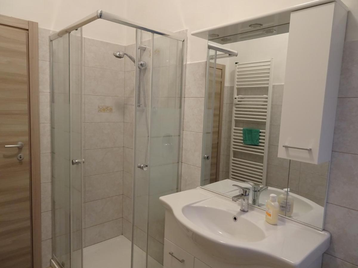 Trilocale Alla Lunetta Apartman Bologna Kültér fotó