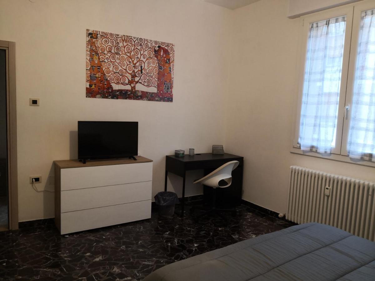 Trilocale Alla Lunetta Apartman Bologna Kültér fotó