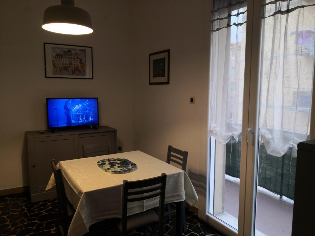 Trilocale Alla Lunetta Apartman Bologna Kültér fotó